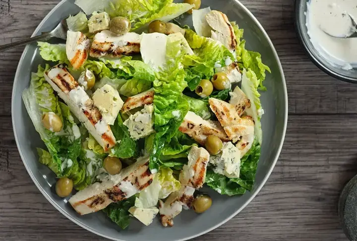 Caesar Salata
